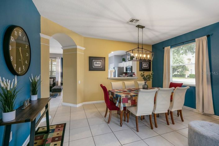 Image No.9-6 Bed House for sale