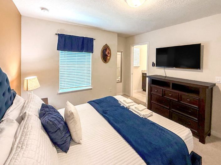 Image No.35-7 Bed House for sale