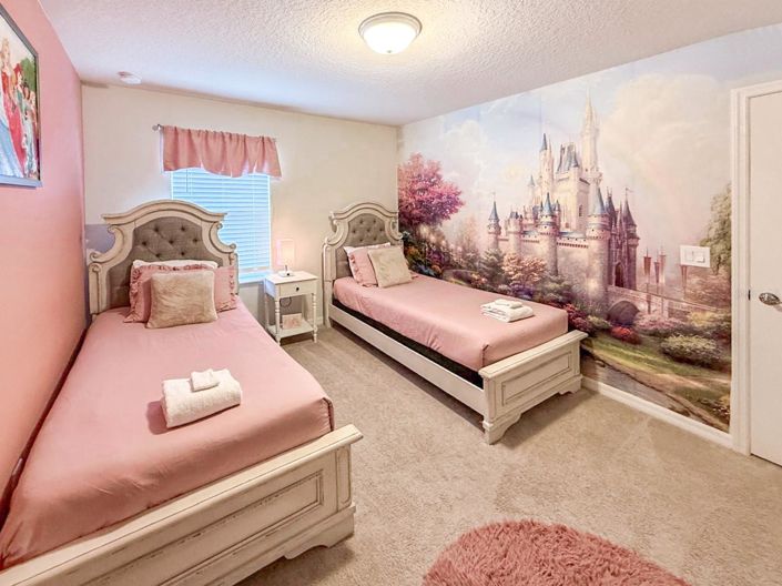 Image No.36-7 Bed House for sale