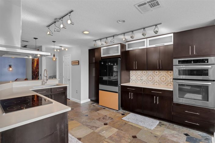 Image No.7-3 Bed House for sale