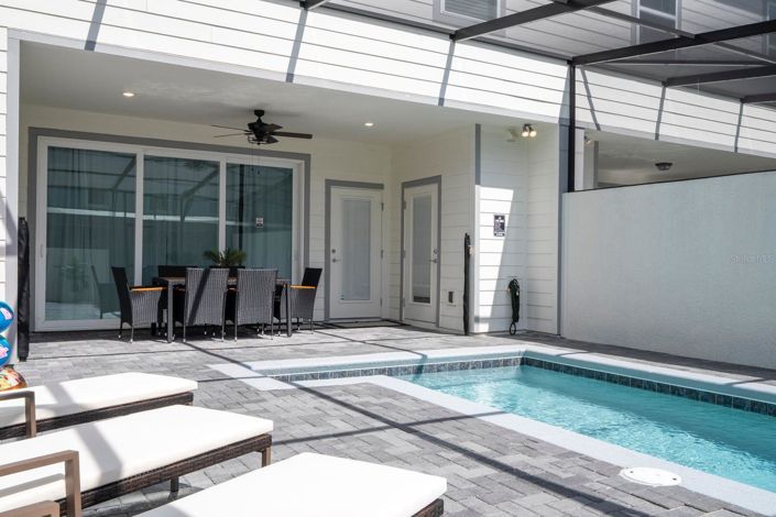 Image No.37-5 Bed Townhouse for sale