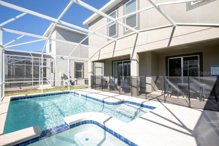 Image No.12-6 Bed House for sale