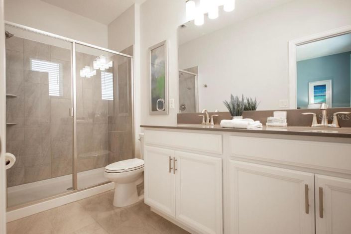 Image No.18-6 Bed House for sale