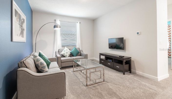 Image No.65-6 Bed House for sale