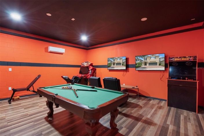 Image No.27-8 Bed House for sale