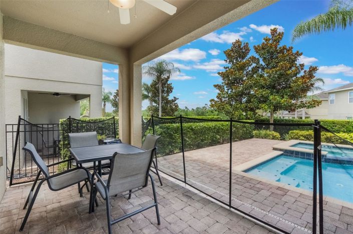 Image No.28-8 Bed House for sale