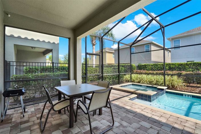 Image No.30-8 Bed House for sale