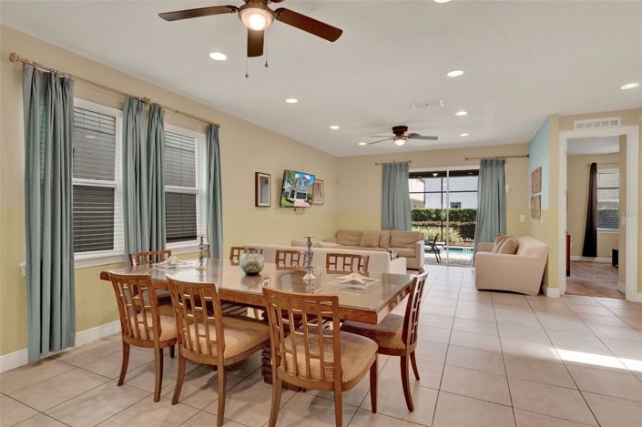 Image No.8-8 Bed House for sale