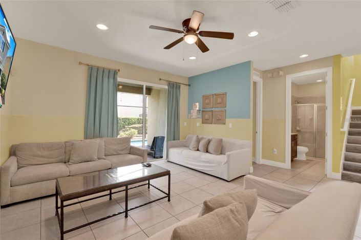 Image No.9-8 Bed House for sale