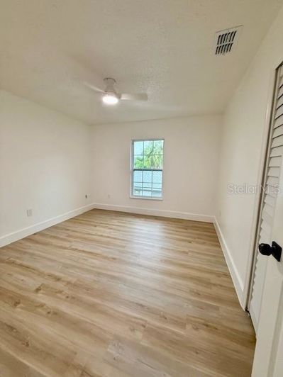 Image No.21-4 Bed House for sale