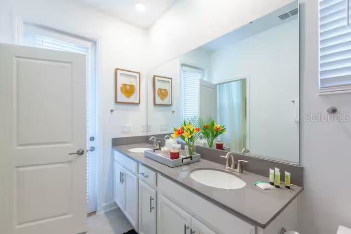 Image No.22-5 Bed House for sale