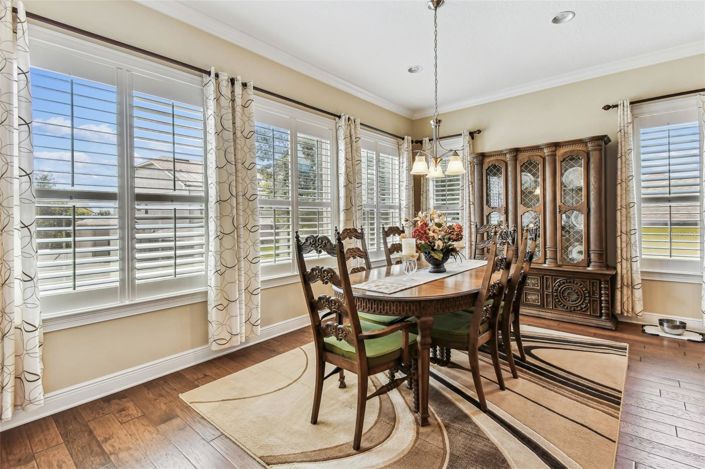 Image No.19-4 Bed House for sale