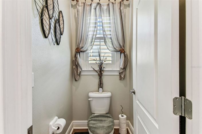 Image No.40-4 Bed House for sale