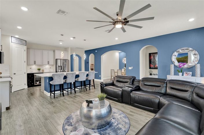 Image No.13-3 Bed House for sale