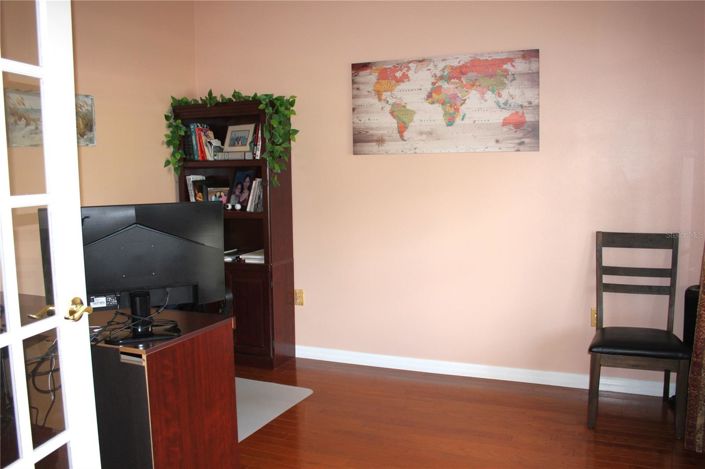 Image No.29-5 Bed House for sale