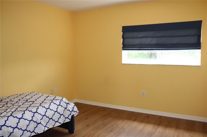 Image No.41-5 Bed House for sale