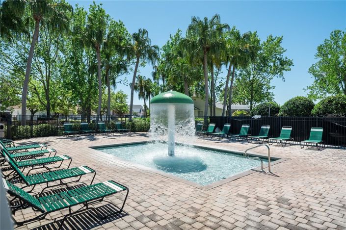 Image No.80-5 Bed House for sale