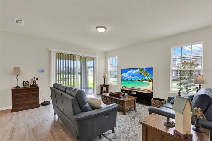 Image No.13-4 Bed House for sale