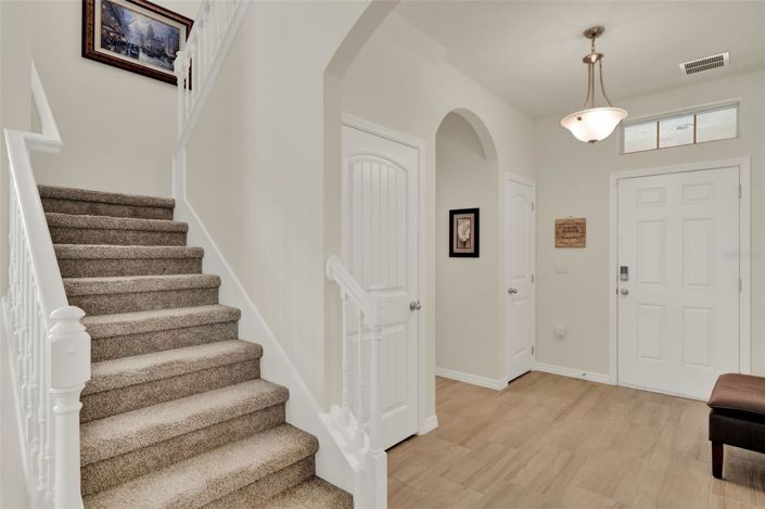 Image No.2-4 Bed House for sale