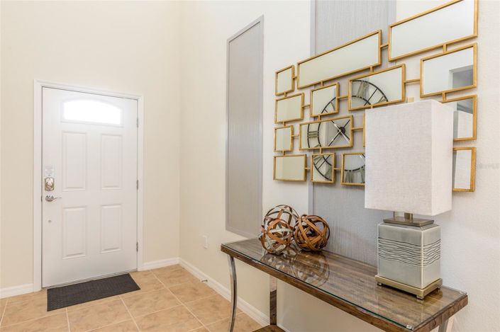 Image No.3-8 Bed House for sale