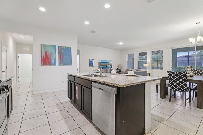 Image No.14-7 Bed House for sale