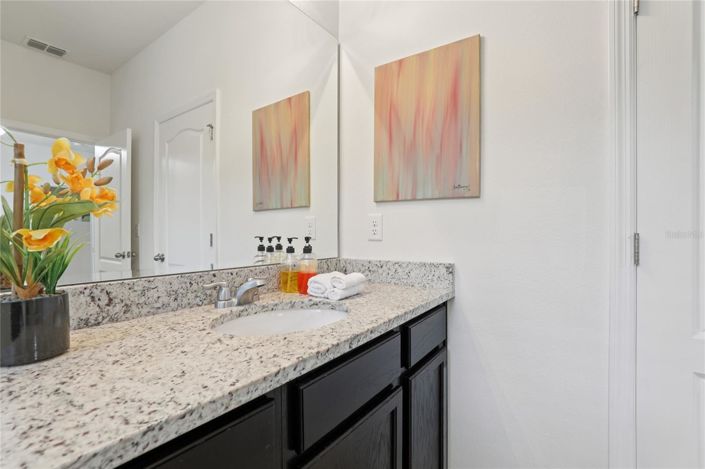 Image No.23-7 Bed House for sale