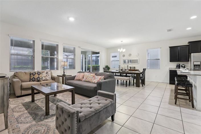 Image No.5-7 Bed House for sale