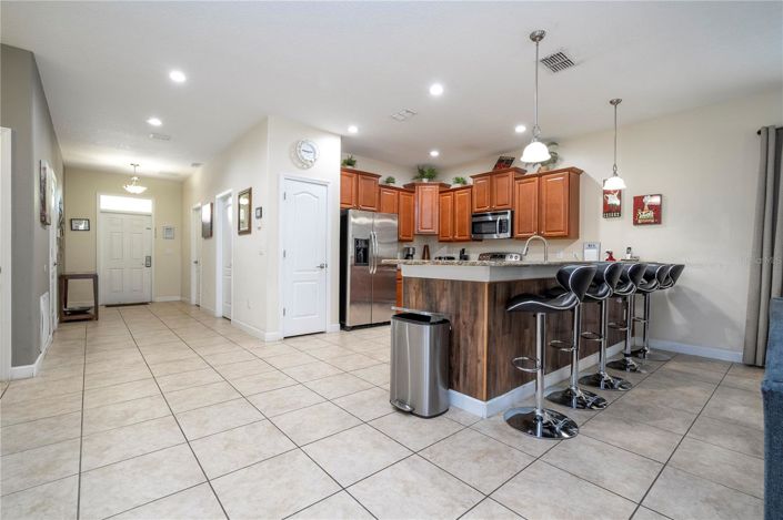 Image No.7-7 Bed House for sale