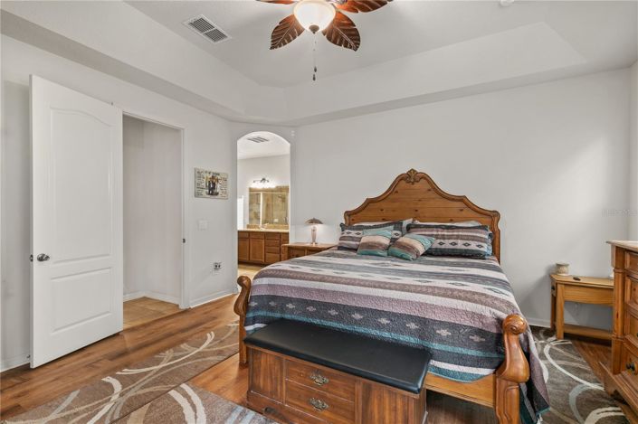 Image No.19-4 Bed House for sale