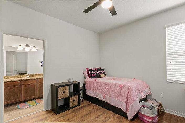 Image No.31-4 Bed House for sale