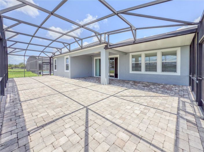 Image No.15-4 Bed House for sale