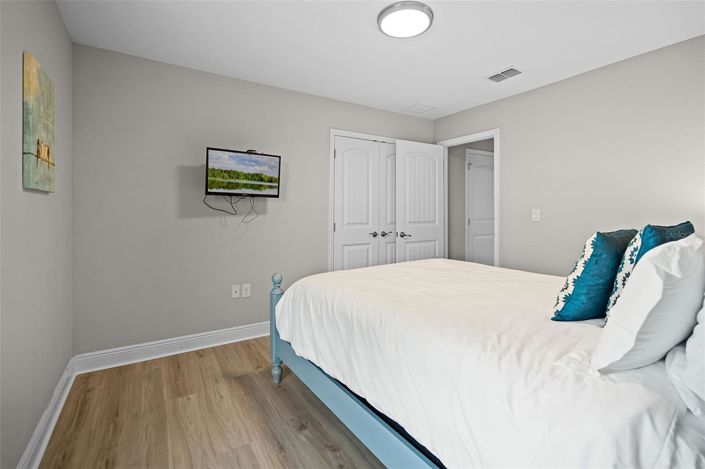 Image No.30-7 Bed House for sale