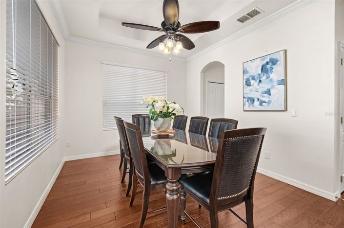 Image No.15-4 Bed House for sale