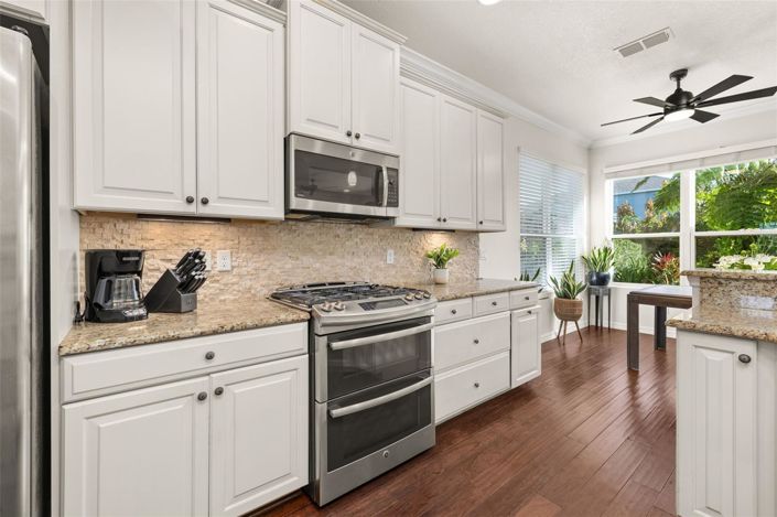 Image No.20-4 Bed House for sale