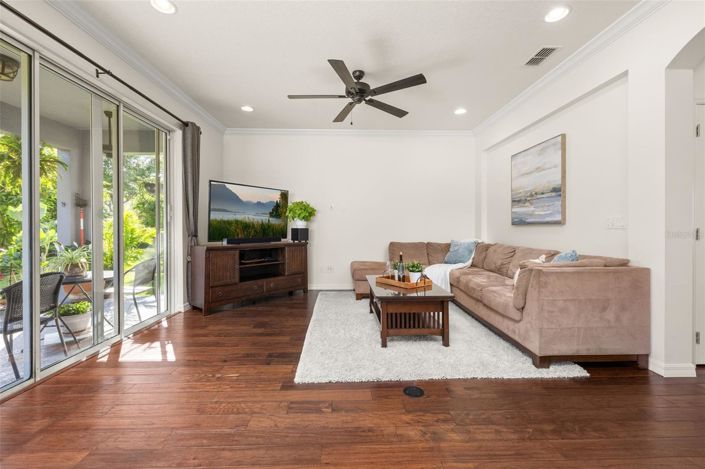 Image No.28-4 Bed House for sale