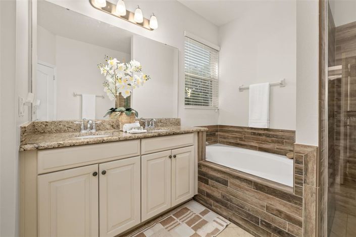 Image No.34-4 Bed House for sale