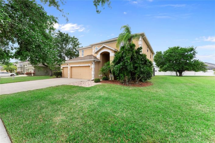 Image No.3-6 Bed House for sale