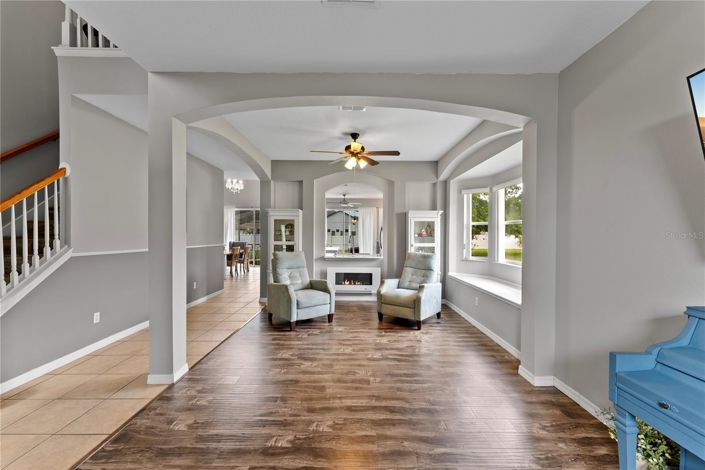 Image No.5-6 Bed House for sale