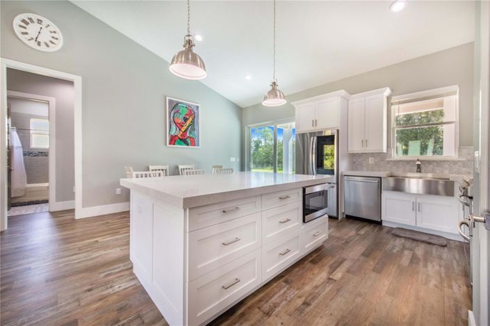 Image No.21-3 Bed House for sale