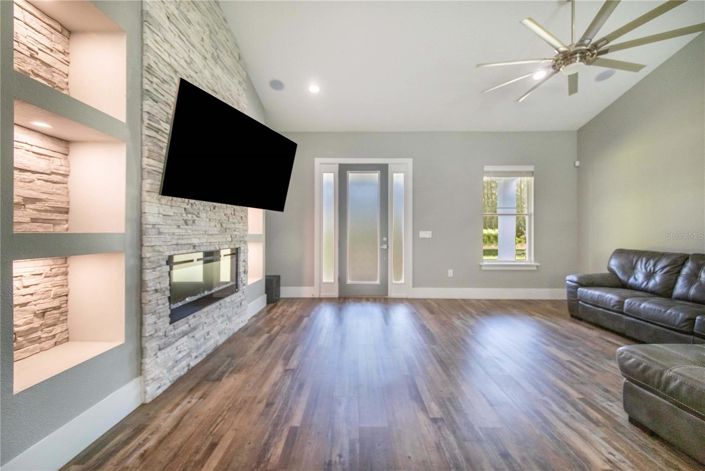 Image No.8-3 Bed House for sale