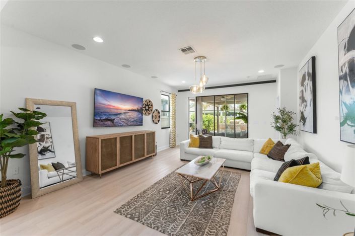 Image No.19-4 Bed House for sale