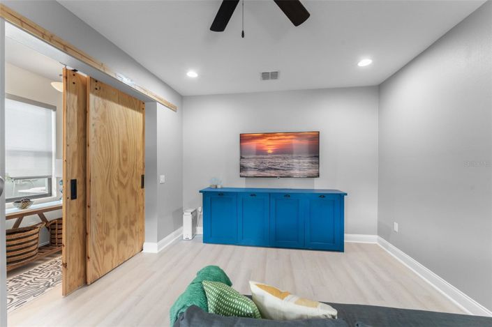 Image No.5-4 Bed House for sale