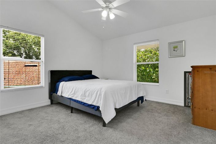 Image No.17-5 Bed House for sale