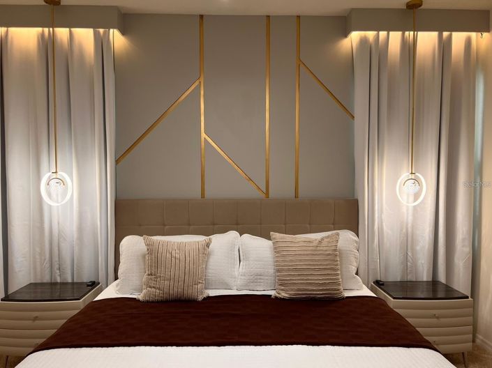 Image No.17-5 Bed House for sale