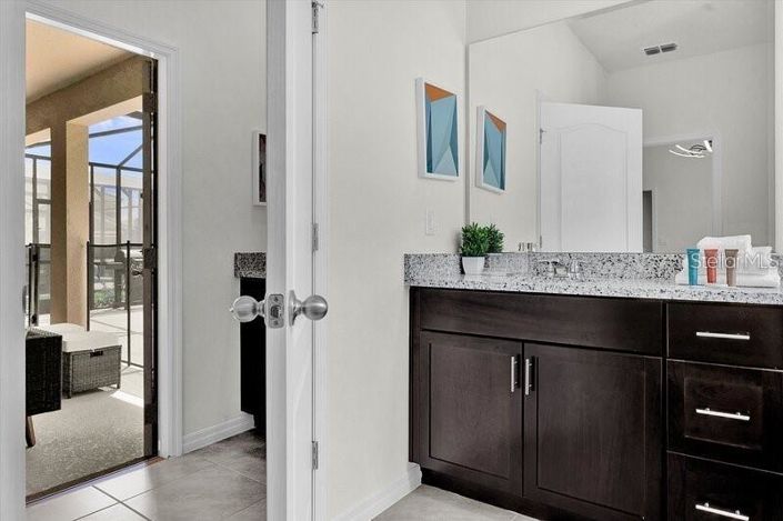 Image No.25-5 Bed House for sale