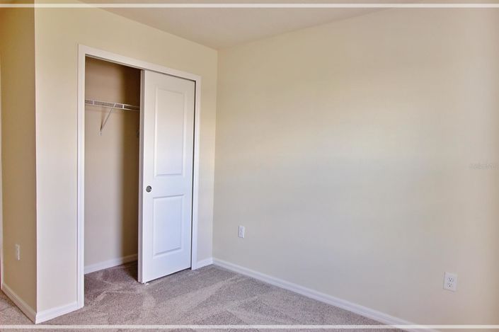 Image No.28-5 Bed Townhouse for sale