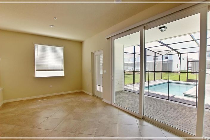 Image No.6-5 Bed Townhouse for sale