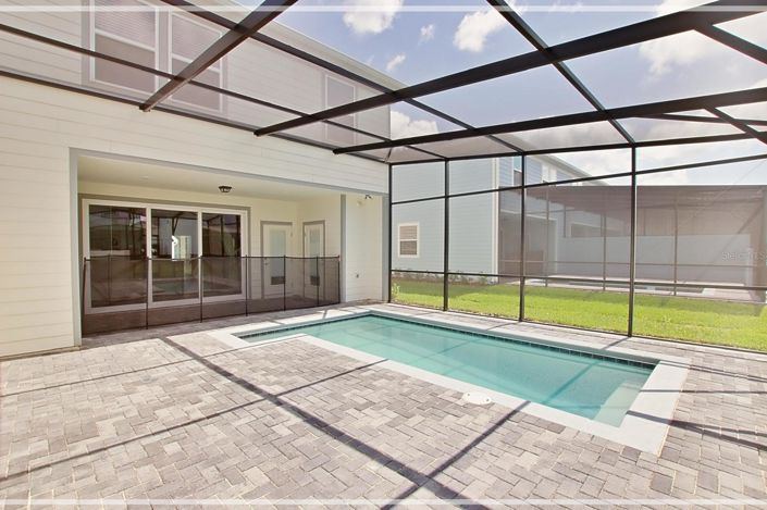 Image No.8-5 Bed Townhouse for sale