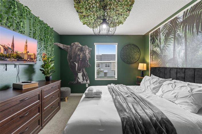 Image No.24-7 Bed House for sale