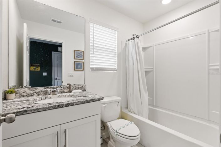 Image No.25-7 Bed House for sale